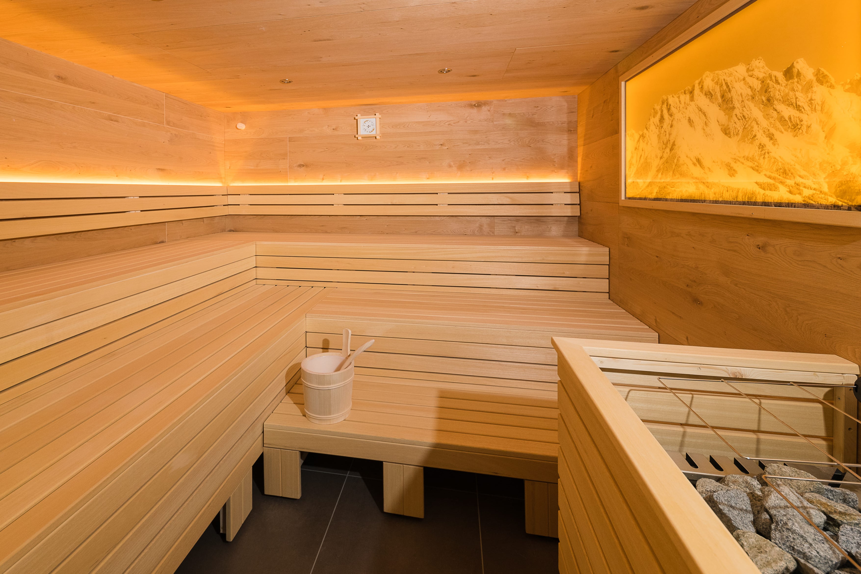 Sauna im Wellnessbereich vom Hotel Bachschmied in Maria Alm am Hochkönig.