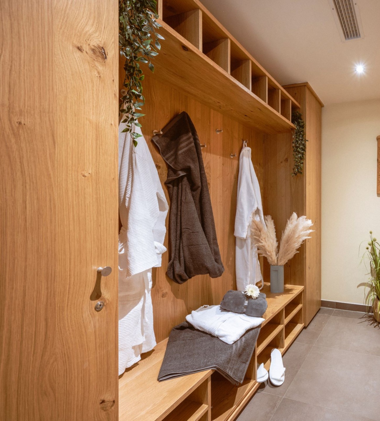 F&uuml;r Erholung nach aktiven Tagen sorgt der feine Wellnessbereich im Hotel Bachschmied.