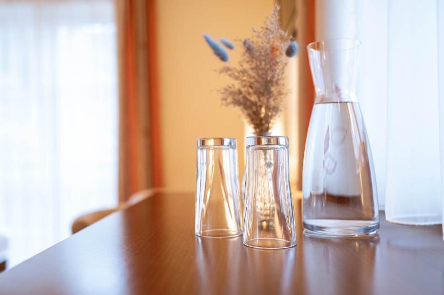 Tischdeko im Hotel Bachschmied im Familienzimmer.